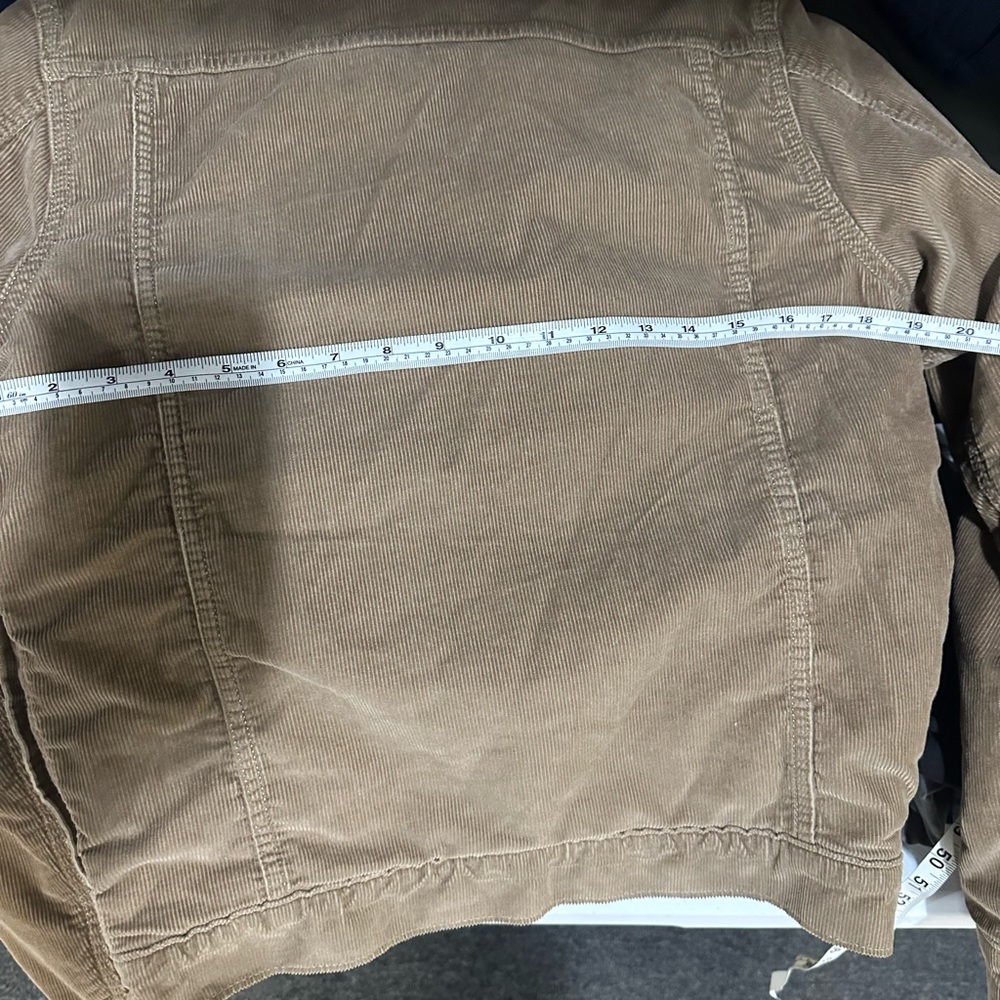 Patagonia Men's Tan Corduroy Jacket with Shearling Collar - Picture 8 of 9